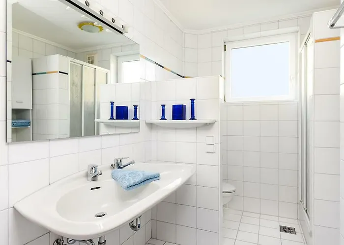 Seeappartements Eden アパート Pörtschach am Wörthersee